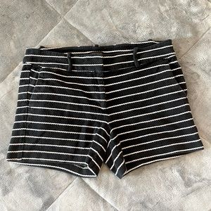 Ann Taylor Factory Size 8 Shorts